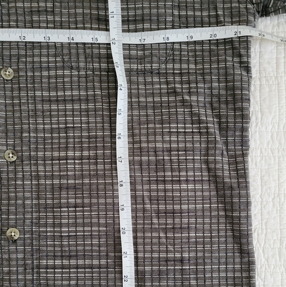 Columbia Men's Medium S/S Shirt EUC - Picture 4 of 5